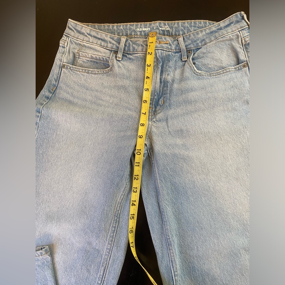 Old Navy Women’s Denim Wide Leg Jeans - Picture 3 of 10